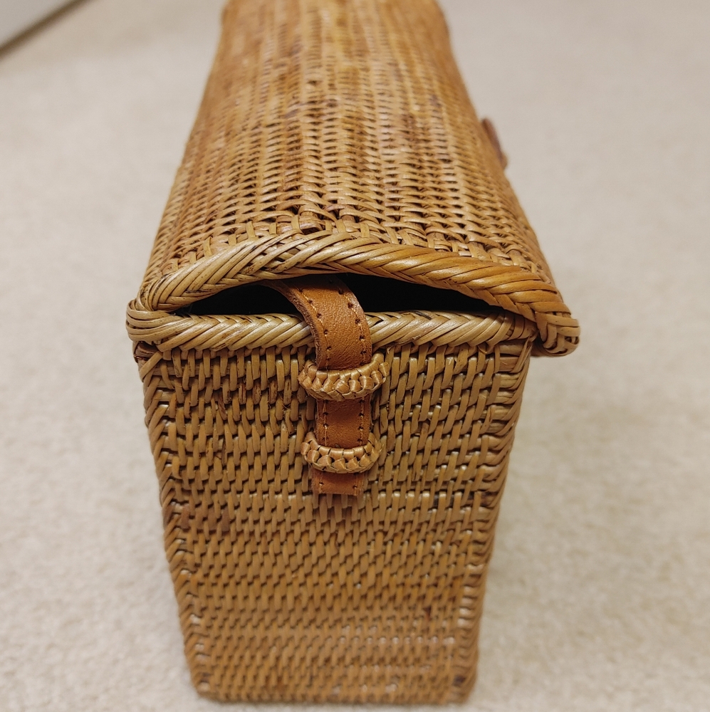 Handmade Straw Rattan Bag with Strap - OS - Picture 7 of 11